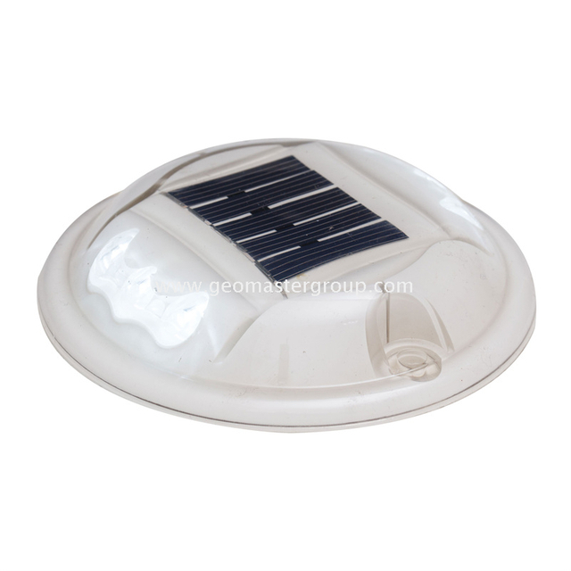Solarstraßenbolzen