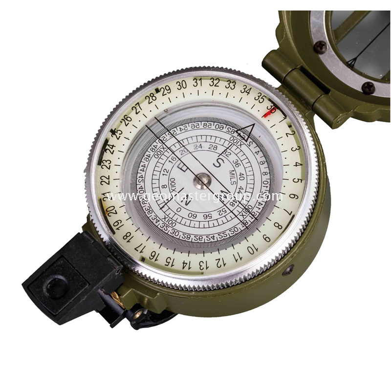 Prismatischer Kompass (6400 mil)